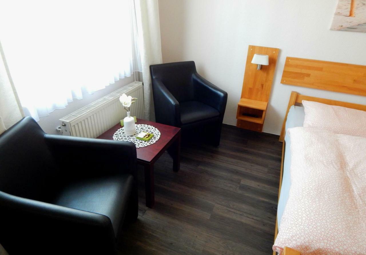 Pension Am Burgwall Wißmar エクステリア 写真